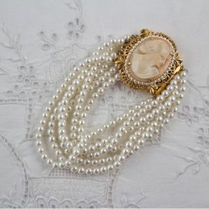 Rare Vintage Florenza Carved Cameo and Faux Pearl Bracelet